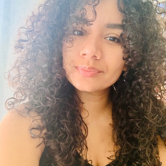 ✨MEET YOUR POSHER💫💕🎀 - Picture 3 of 5